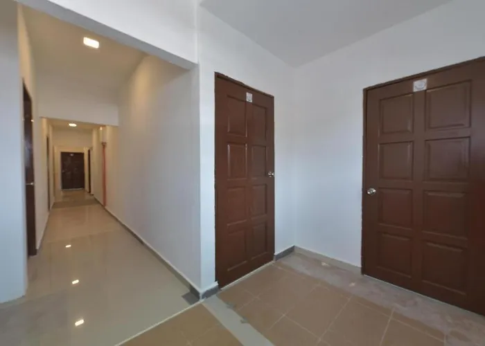 Oyo 90889 Narasindo Cottage