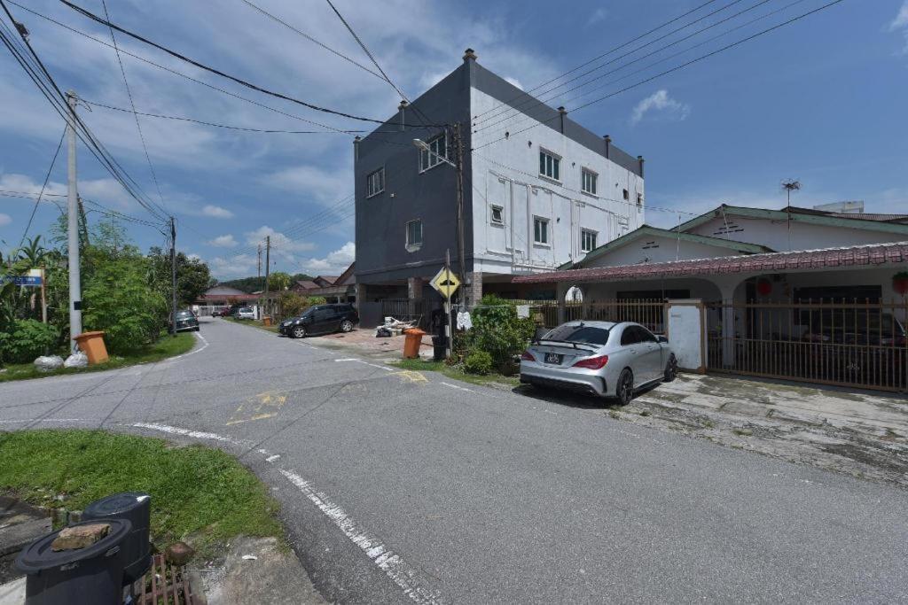 Oyo 90889 Narasindo Hotel Rawang